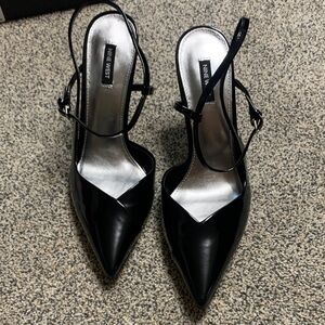 Nine West Black Pointed Toe Heels